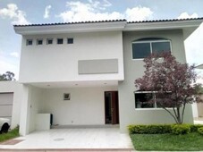 4 cuartos, 325 m casa en venta en zona real mx19-gp4921