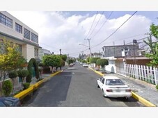 4 cuartos, 390 m casa en venta en residencial zacatenco mx19-go0581