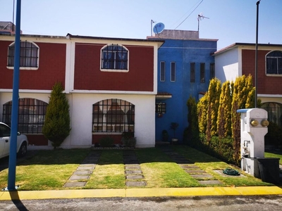 Casa en venta Calle Fernando Soler 7-7, Fraccionamiento El Porvenir Ii, Lerma, México, 52106, Mex