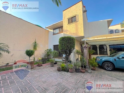 Doomos. Venta de casa en Vista Hermosa, Cuernavaca, MorelosClave 4925