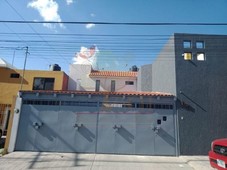 amplia casa en venta lomas 4a