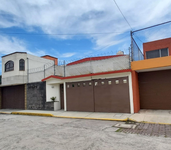 Casa En Renta En San Jerónimo Chicahualco, Metepec