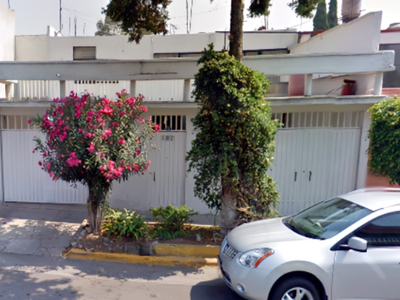 Casa en venta C. Viveros De Asís 182, Mz 003, Hab Viveros De La Loma, 54080 Tlalnepantla De Baz, Méx., México