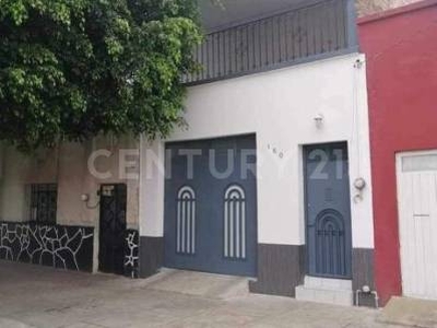 Casa en venta en Oblatos, Guadalajara