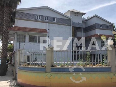 casa en venta con uso de suelo mixto en