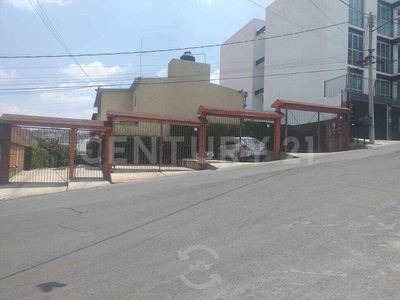 CASA EN VENTA EN PIONEROS DEL COOPERATIVISMO AT...