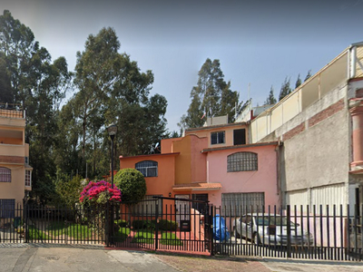 Casa en condominio en venta B. De Fresnos, Real Del Bosque, Fuentes Del Valle, Estado De México, México