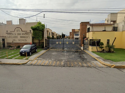 Casa en condominio en venta Calle Ceborúco, Azteca, Toluca, México, 50180, Mex