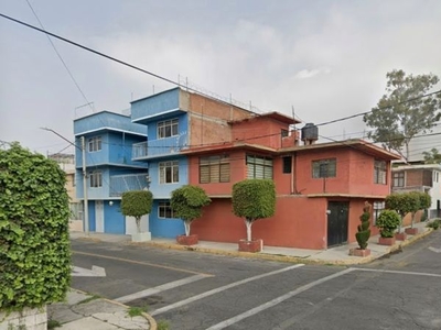 Casa con 3 habitaciones, oportunidad en Cdmx Gustavo A. Madero