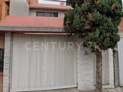 Casa en Renta en San Lorenzo La Cebada, Xochimilco. RCR-454