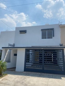 Casa en venta en colonia Arboledas, Zapopan Remodelada