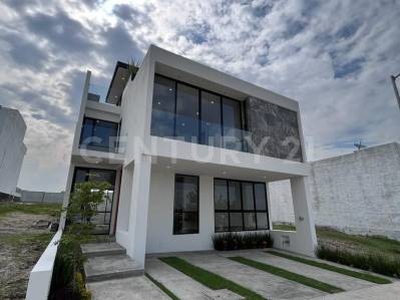 Casa en Venta en Valle Imperial, Zapopan, Jalisco.