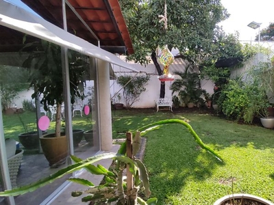 CASA EN VENTA FRENTE A ANDARES