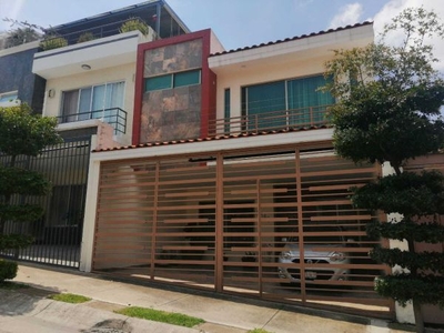 CASA EN VENTA LA CALMA ZAPOPAN, JALISCO