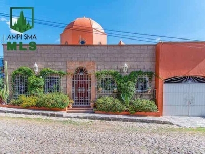 Casa en venta San Miguel de Allende, Guanajuato, 2 recamaras, SMA3129