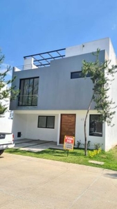 Casa nueva en Venta en Solares Privanza