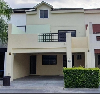 Casas en renta - 136m2 - 3 recámaras - Residencial Puerta de Hierro Cumbres - $14,500