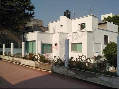 Casa con uso de suelo mixto en venta Col. Narvarte Poniente cerca de Hospital Mag Gregor