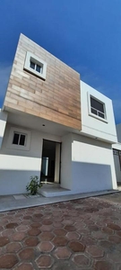 Casas en venta - 102m2 - 3 recámaras - Miraflores - $1,550,000