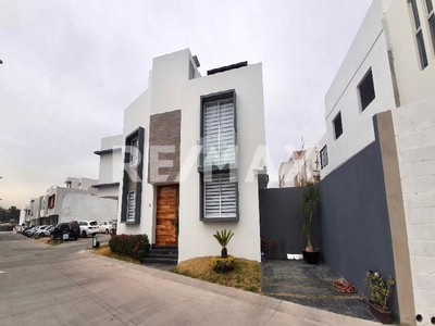 Casas en venta - 188m2 - 4 recámaras - Parque Metropolitano - $9,450,000