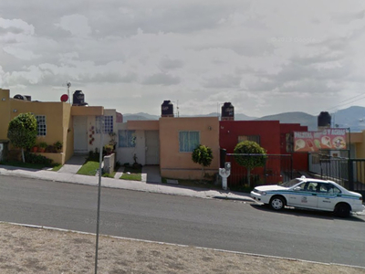 Casas en venta - 90m2 - 2 recámaras - Mision del Valle - $410,000