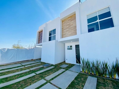 Casas en venta - 99m2 - 3 recámaras - Hacienda la Herradura - $1,390,000