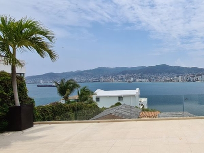 EN VENTA VILLA EN ACAPULCO DORADO VISTA A LA BAHIA ACCESO AL MAR