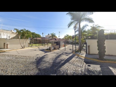 GRAN REMATE EN PLAZA GUADALUPE, $2,398,000