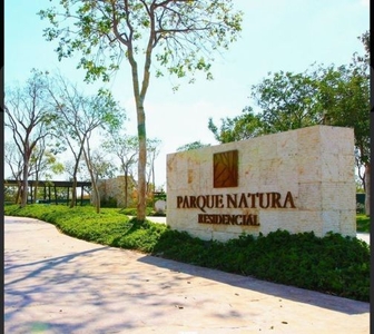 Lote residencial en venta en privada Parque Natura, Cholul, Mérida.