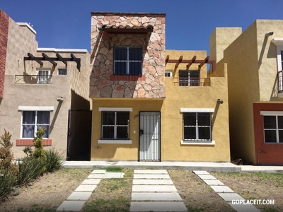 Renta de Casa en Real Navarra en Zempoala Hidalgo - 3 habitaciones - 3 baños