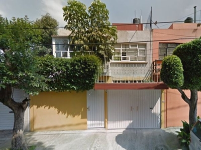 Se vende casa en Romero de Terreros a 3 min de la comer Coyoacán