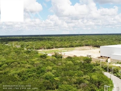 Terreno industrial en venta en Mérida Yucatan Tixcacal YLZ4021