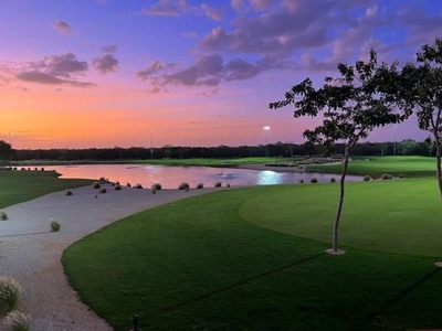 Terrenos en venta en Provincia privada de lujo con campo de golf, Mérida Yucatán