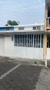 Venta De Casa Super Ubicada En Esquina