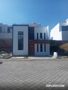 Casa Nueva en Venta en San Francisco Totimehuacán - 3 recámaras - 160 m2