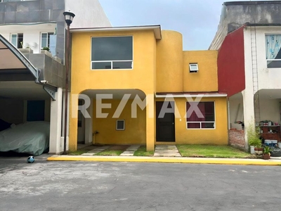 Casa en condominio en venta Capultitlán, Toluca
