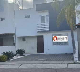 VENTA CASA VILLAS PALMIRA LOMAS DEL MARQUES VC79