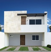 Casa en VENTA $2,850,000 al Norte a 3 minutos de ALTARIA