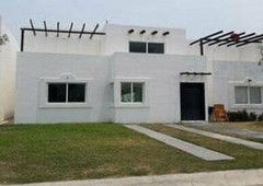 INCREÍBLE CASA NUEVA EN VENTA CON ALBERCA, FRACC. SAN JOSÉ NOVILLERO, VER.