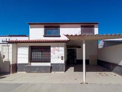 Casa De Renta En Villas De La Ibero, Torreón, Coahuila