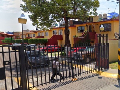 Casa Duplex VALLE DE LAS PIRAMIDES, TLALNEPANTLA EDO. MÉXICO. SYP