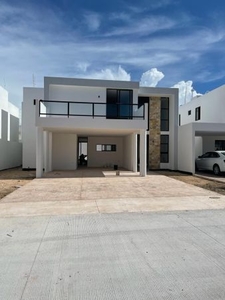 Casa en AMARANTO , Zona Country, de 447 m2 terreno Privada Residencial, Tamanché