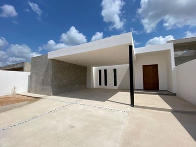 Casa en venta en Mérida, una planta en Nuevo Bellavista Dzitya