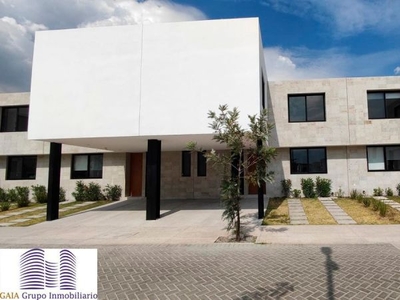 Casa Nueva en Venta en Altos Juriquilla, Querétaro