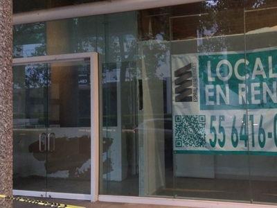 Excelente Local Con Inmejorable Ubicación En Santa Fe