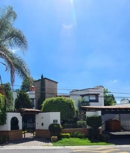 Renta o venta casa en Villas del Mesón