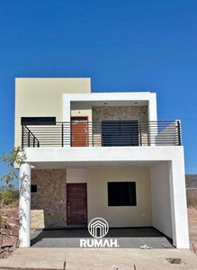 CASA EN VENTA EN FRACCIONAMIENTO LA PEDRERA EN MAZATLÁN