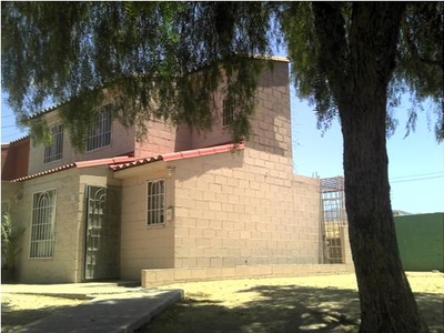 SE VENDE CASA SOLA HACIENDA LAS FUENTES, TIJUANA