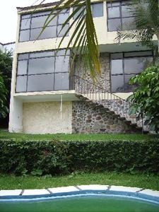 Vendo casa en Cuernavaca en Palmira, excelente oportunidad $1,980,000.