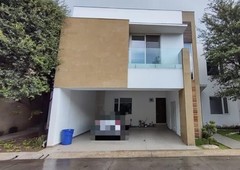 casa en venta en zona san agustín